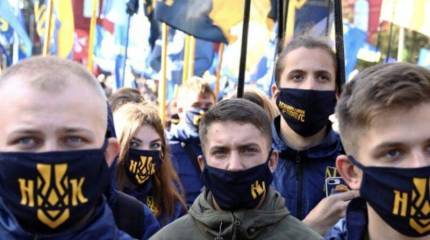 Умозаключения обозревателя из США: Современные украинские неонацисты более «достойны» статуса героев, чем «друг фашизма» Бандера