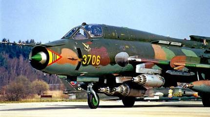 Сирийские Су-22 наносят упреждающие удары по боевикам