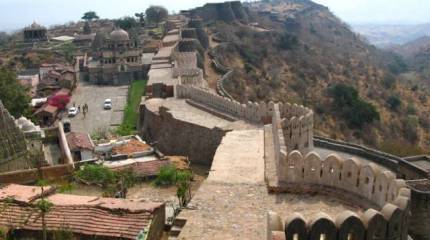 Кумбхалгарх («форт Кумбхал») – «Великая индийская стена»