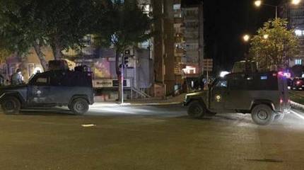 Турецкие силовики проводят спецоперацию на границе с Сирией