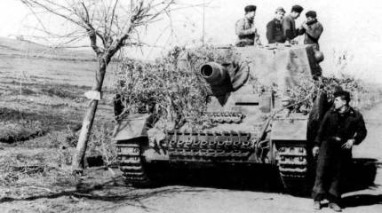Штурмовое орудие IV "Бруммбер" (Sd.Kfz.166)