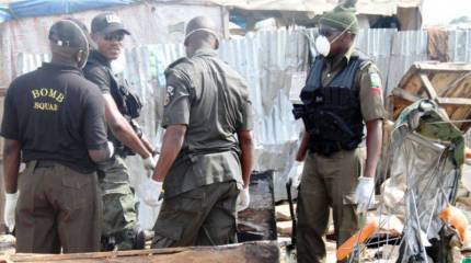 В Бангладеш верующих забросали самодельными бомбами