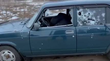 ФСБ опубликовала кадры с последствиями расстрела машины украинскими боевиками в Брянской области