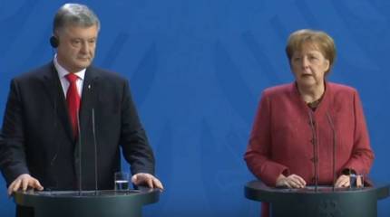 Порошенко предложил Меркель украинскую ГТС вместо "Северного потока-2"