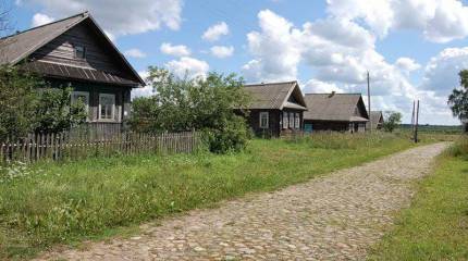 Из-за событий на Украине мне хочется уехать в глухую русскую деревню