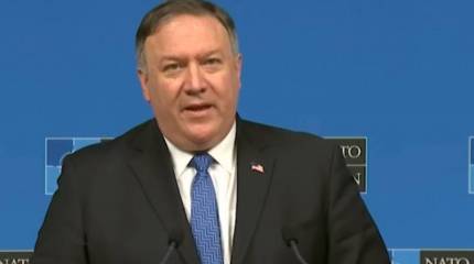 Помпео: Вашингтон работает над сменой власти в Венесуэле