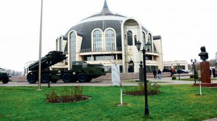 Высшее звание - оружейник