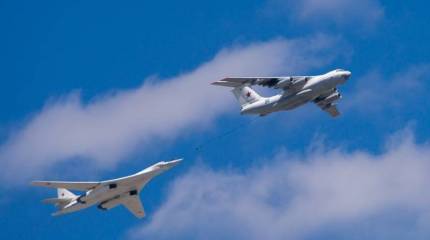 Ту-160 пролетели над Северным полюсом