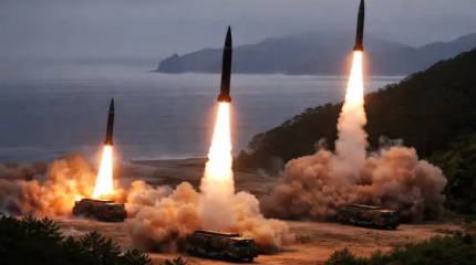 Демонстрация мощи: ракеты из КНДР встревожили Японию и Южную Корею