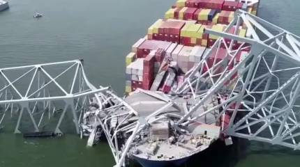 От разрушения моста и блокировки порта Балтимор США потеряли больше средств, чем планировали направить Украине