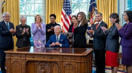 Белый Дом: Байден согласен подписать проект временного бюджета США, где не предусмотрено финансирование Киева