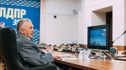 Жириновский о длительных «нерабочих» днях: Кто оплатит - КПРФ, СР, «Новые люди»?