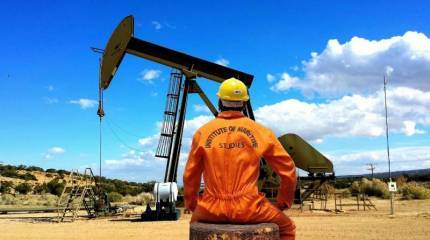 Американский аналитик призывает готовиться к нефти по 150 долларов за баррель