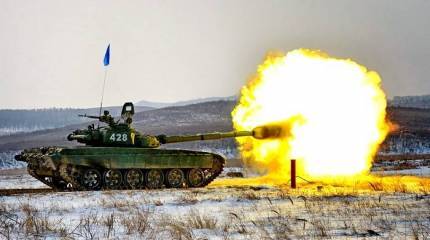 Танки Т-72 «задали жару» в Приморье