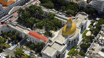 В Венесуэле завершили установку памятника в честь Победы СССР в Великой Отечественной войне