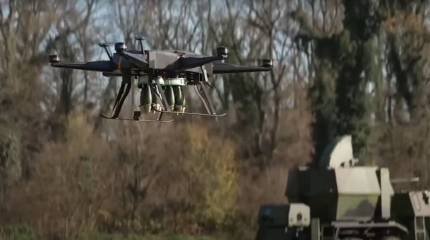 В Сербии показали нанесение ударов с нового противопехотного беспилотника