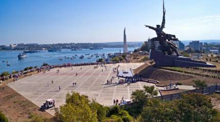 Снова Севастополь, снова маркетинг на костях, под ширмой патриотизма