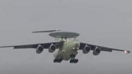 Сообщается о совершении первого полёта перспективного самолёта ДРЛО А-100 «Премьер» с работающей РЛС