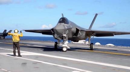 ВМС США достали со дна Восточно-Китайского моря истребитель F-35C, столкнувшийся с авианосцем CVN-70 Carl Vinson