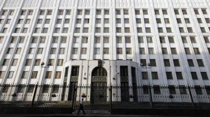 Не стреляющие пушки и никуда не попадающие ракеты: "тонущие" верфи России тащат за собой гособоронзаказ