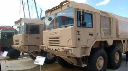 В ходе форума «Армия-2015» Беларусь представила новейшие армейские грузовики МЗКТ