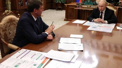 Президент России провел ночную встречу в Кремле с врио глав Запорожской области и Луганской Народной Республики, обсудив ситуацию в регионах