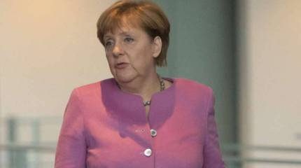 СМИ: Меркель хотела бы снять с РФ санкции, но не видит для этого оснований