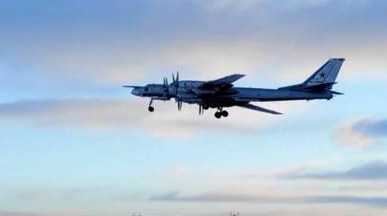 Российские и китайские стратегические бомбардировщики провели совместное воздушное патрулирование