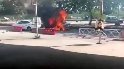 Вчера Индия, сегодня Пакистан: в Исламабаде взорвался автомобиль, есть погибшие