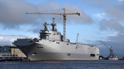 Российские моряки жалуются на повышенную качку «Мистраля»