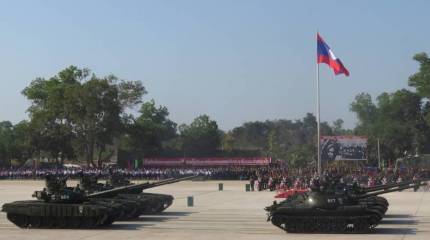 В Лаосе на военном параде представили российскую технику