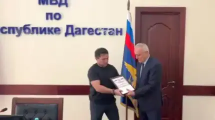 В Дагестане наградили охотников за отражение атаки украинских дронов