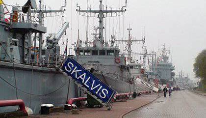 Писающие мальчики. Учения войск НАТО в Латвии