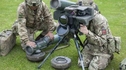 New York Times написала о борьбе США с продажей поставляемого Украине оружия на нелегальный рынок