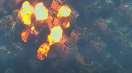 ЦАХАЛ показал кадры бомбардировки кварталов Газы для блокировки подземных тоннелей ХАМАС