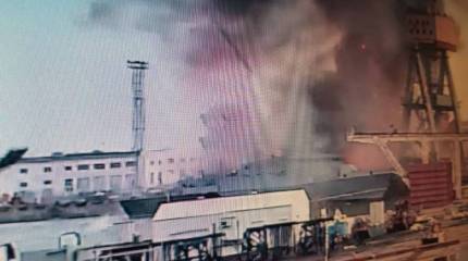 Ресурсы противника публикуют фото, утверждающие, что на них якобы российский МРК «Аскольд» после прилёта ракеты SCALP в Керчи