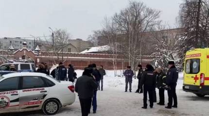 Самодельное взрывное устройство сработало в помещении православной гимназии в Серпухове