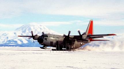 На чем же к русским в Арктику?