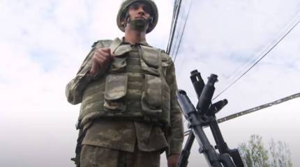 Азербайджан сообщает о взятии очередного села, Армения - о сбитых самолётах противника