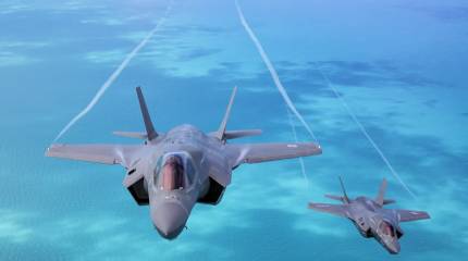 В США приняли на вооружение F-35B с балластом вместо радара в носовой части