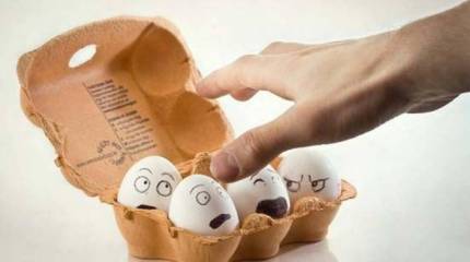 Как французы крутили яйца!