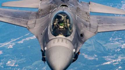 «Может играть лидирующую роль»: Польша готова передать ВСУ истребители F-16