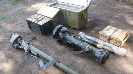 Росгвардия обнаружила на территории ЛНР тайник с оружием и личными делами военнослужащих ВСУ