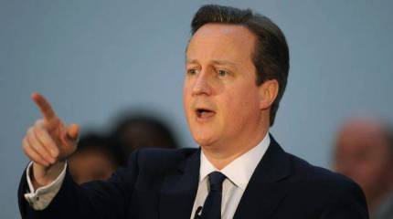 У британского премьера развивается мания преследования. Русские шпионы повсюду...