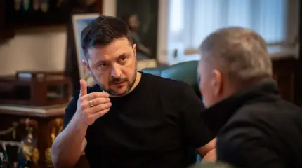 Зеленский: Украина больше не спрашивает разрешения у Запада для ударов по России