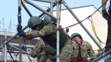 В Чечне откроется парашютный центр В Чечне откроется парашютный центр