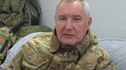 Рогозин отправил извлеченный из его тела осколок снаряда французской гаубицы «Caesar» послу Франции