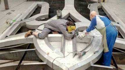 Опубликовано фото украинского герба, которым предполагается заменить герб СССР на монументе «Родина-мать» в Киеве