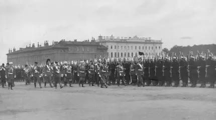 Гвардия в огне, или Что погубило Российскую империю