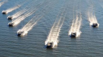 Десантные катера на воздушной подушке LCAC